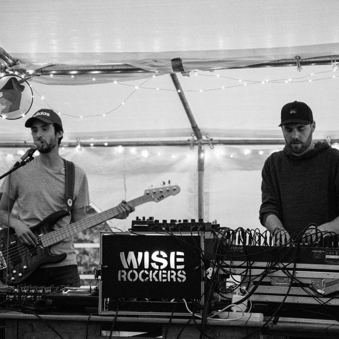 CARRE_NU_WISEROCKERS